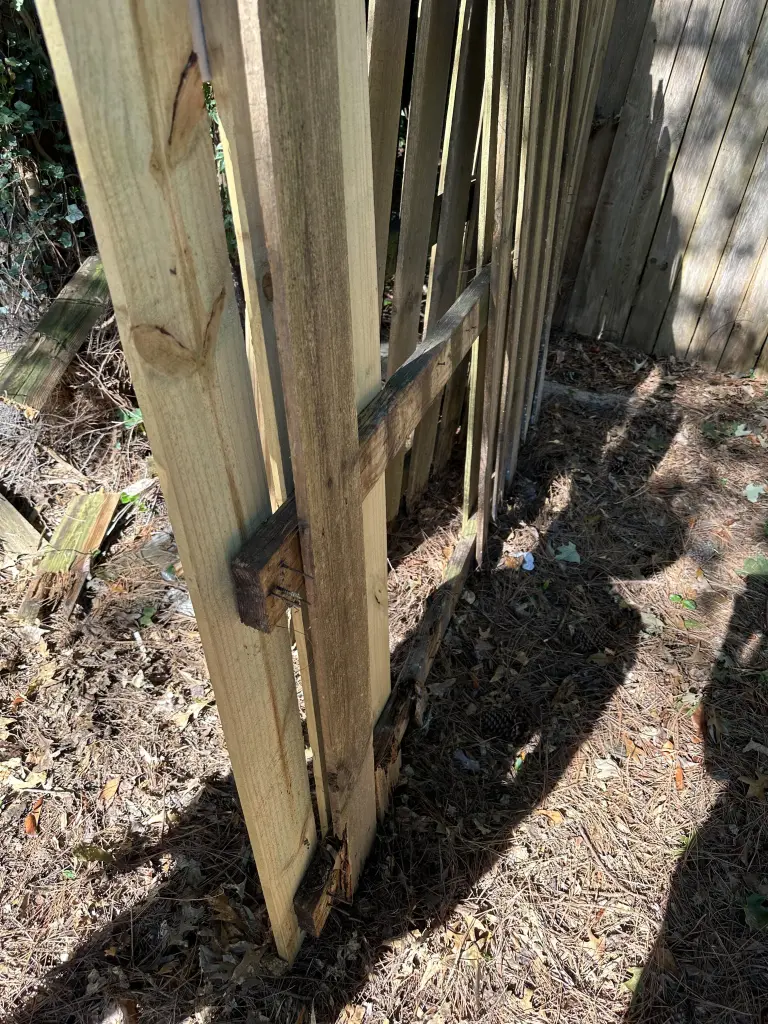 Hart Family Home Services - Rotten Fence