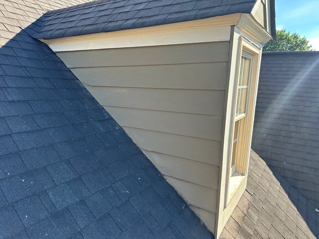 Hart Family Home Services - Rotten Siding