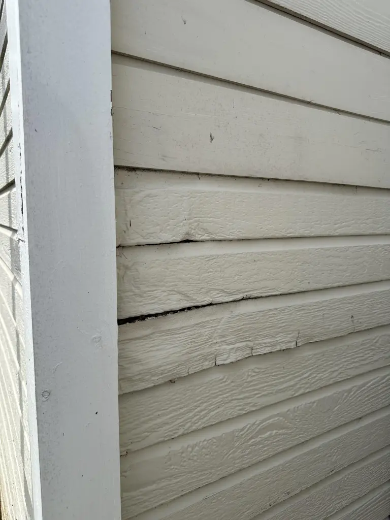 Hart Family Home Services - Rotten Siding