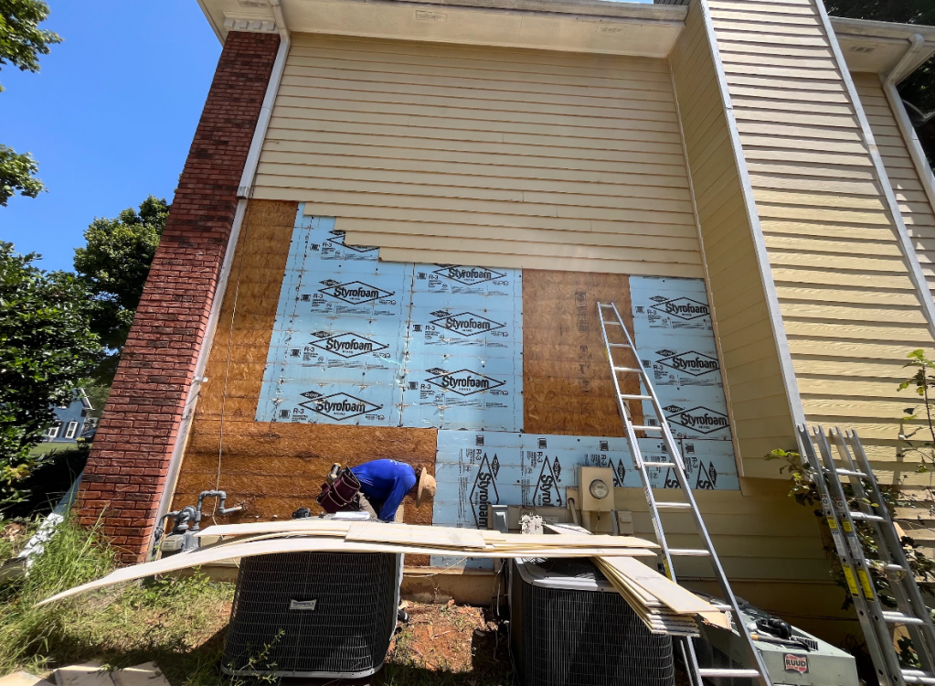 Hart Family Home Services - siding replacement around utilities during